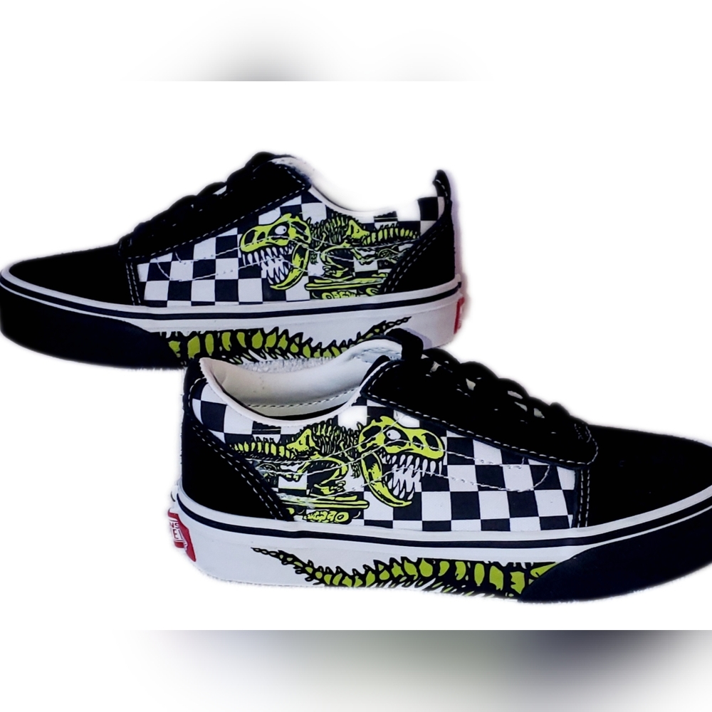 Boys Vans off the wall black and white  with green skeleton dinosaur. Size 13.0